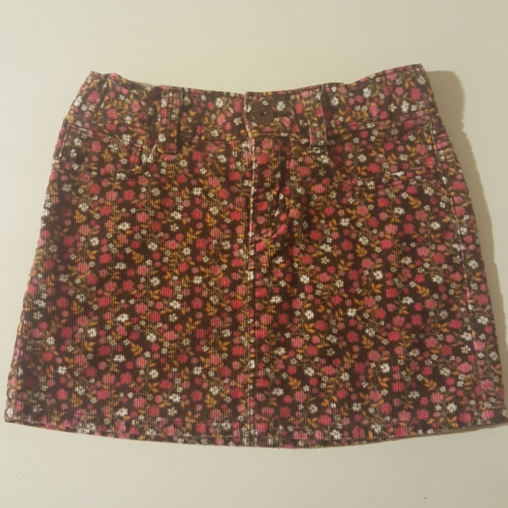 Oshkosh girl size 5 flower print skirt